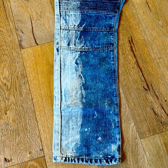 Demolition 1975 Deconstructed Jeans size 38! Never worn.  EUC - Picture 4 of 8